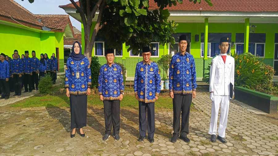 Upacara Peringatan Hari Lahir Pancasila di MTsN 2 Bandar Lampung Berlangsung Khidmat