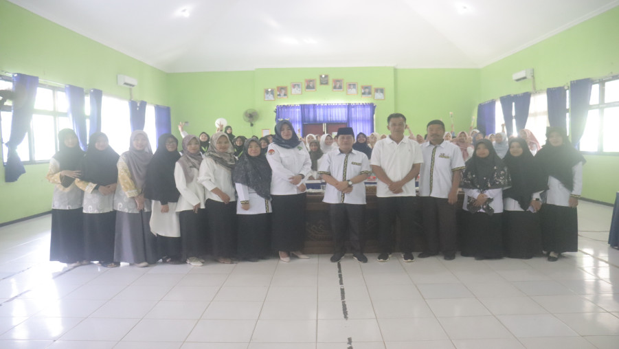 Penuh Haru dan Khidmat, Santri asrama Kelas 9 MTsN 2 Bandar lampung Gelar Khotmil Quran akhirussanah dan Khutbatul Wada'