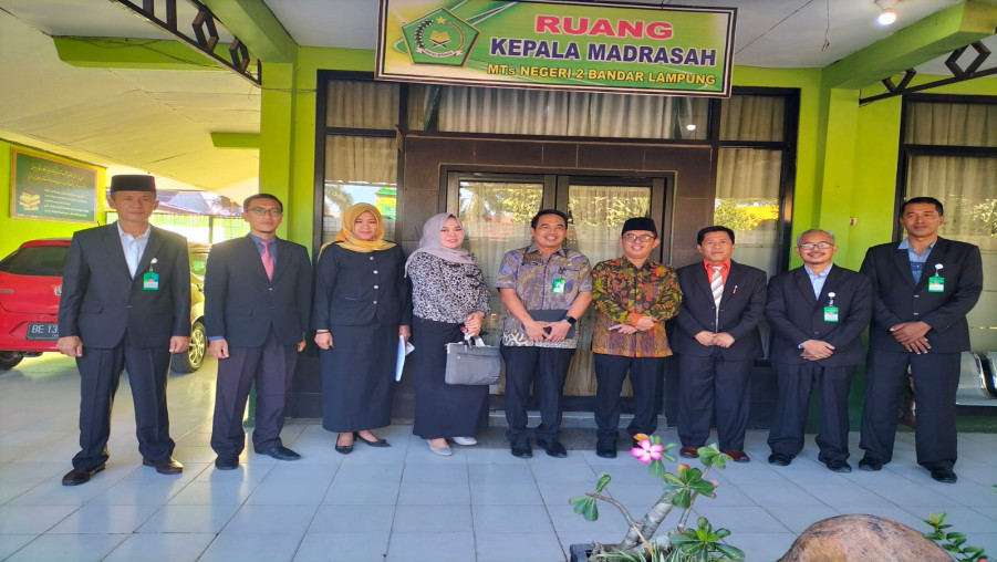 Sosialisasi Penguatan Moderasi Beragama Bagi Tenaga Pendidik dan Kependidikan  Di Lingkungan MTs Negeri 2 Bandar Lampung