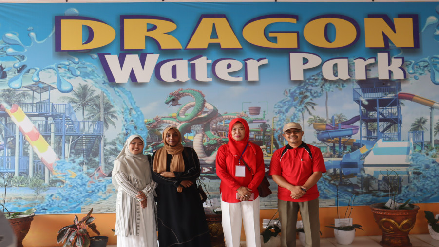 MTsN 2 Bandar Lampung Gelar Talk Show Bahasa Inggris Bertema “Beyond Your Imagination” di Dragon Water Park.