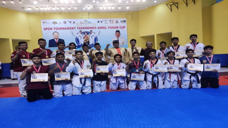 MTsN 2 Bandar Lampung rebut 3 mendali dalam Kejuaraan Taekwondo Amril Yusam Cup 2022