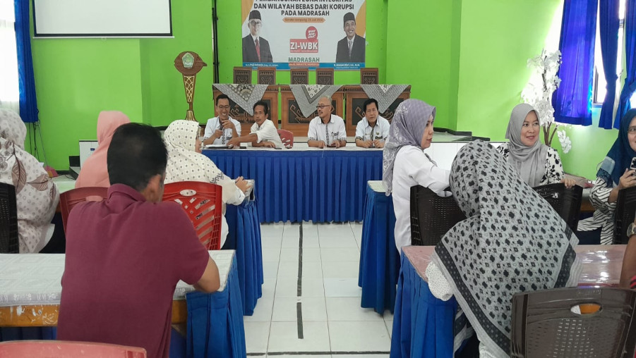 Tim Zona Integritas MTs Negeri 2 Bandar Lampung Gelar Rapat Koordinasi Persiapan ZI