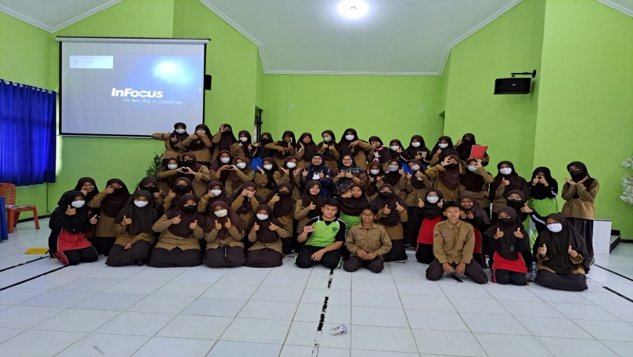 KKR MTs Negeri 2 Bandar mengadakan Kegiatan Pelatihan dan Penyuluhan Kesehatan Reproduksi dengan tema 