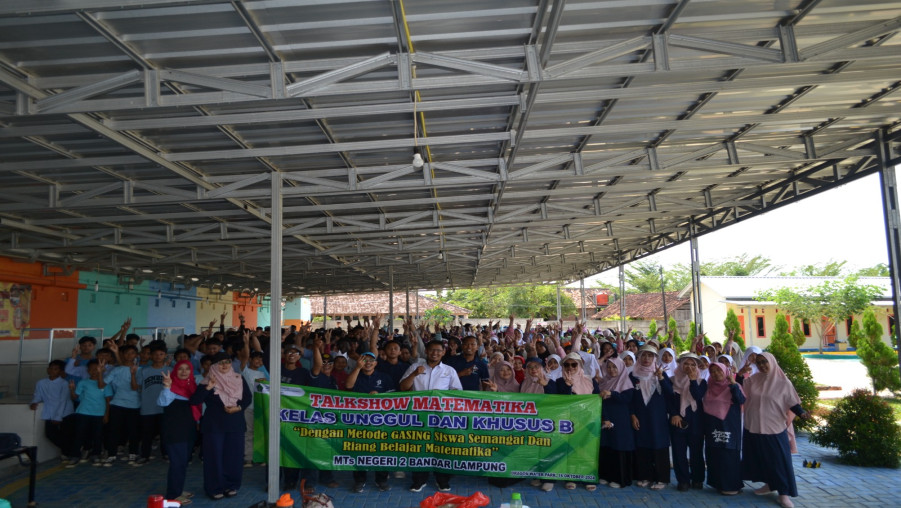Serunya Kegiatan Talk Show Matematika Kelas Unggul dan Khusus MTsN 2 Bandar Lampung di Dragon Waterpark.